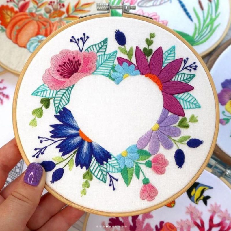 Floral Heart Negativraum Hand Stickmuster von EmbroideryArtbyNatCA auf Etsy
